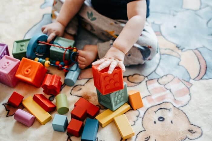 Crèche Montessori guide complet & liste des crèches en France