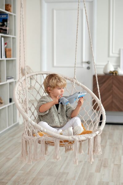 chaise pour chambre bébé Montessori