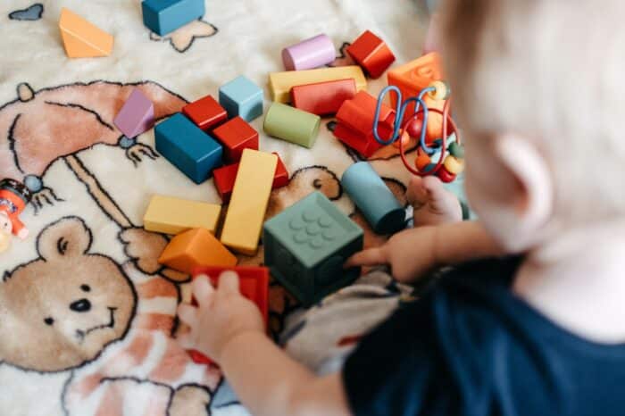 Jeux Montessori pour bébé de 9 mois que choisir