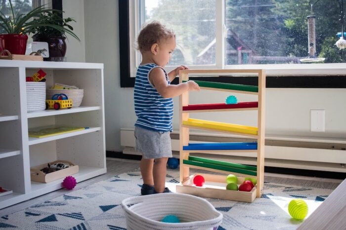 Activités Montessori 10 mois