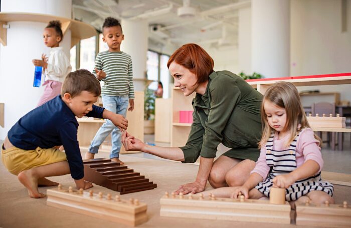 Maitresse Montessori