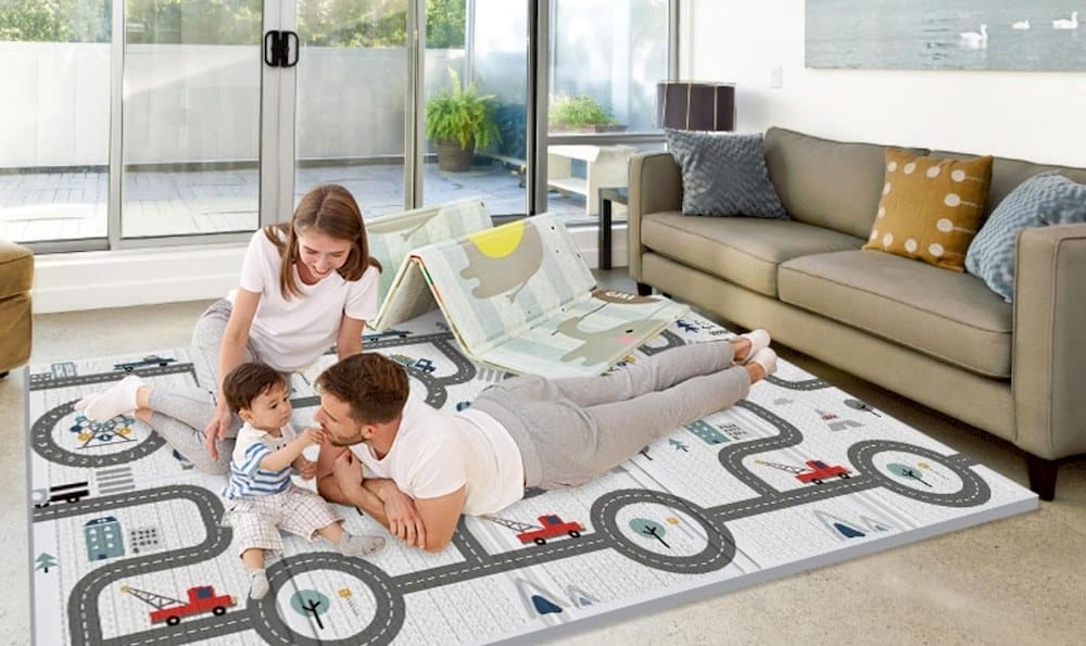 Tapis Bébé Ogilvy Pony – Gris Avec Garniture Aqua – Neuf