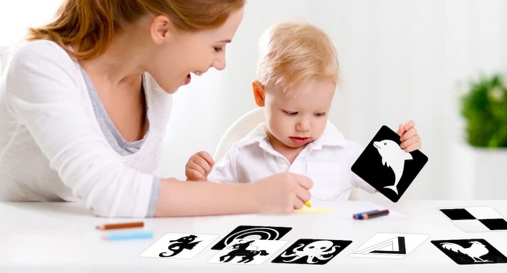 Carte montessori noir et blanc : Guide d'achat, prix et avis 2025