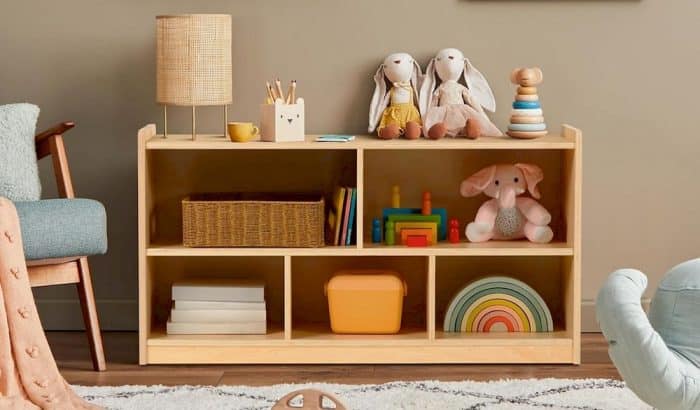 Une étagère Montessori